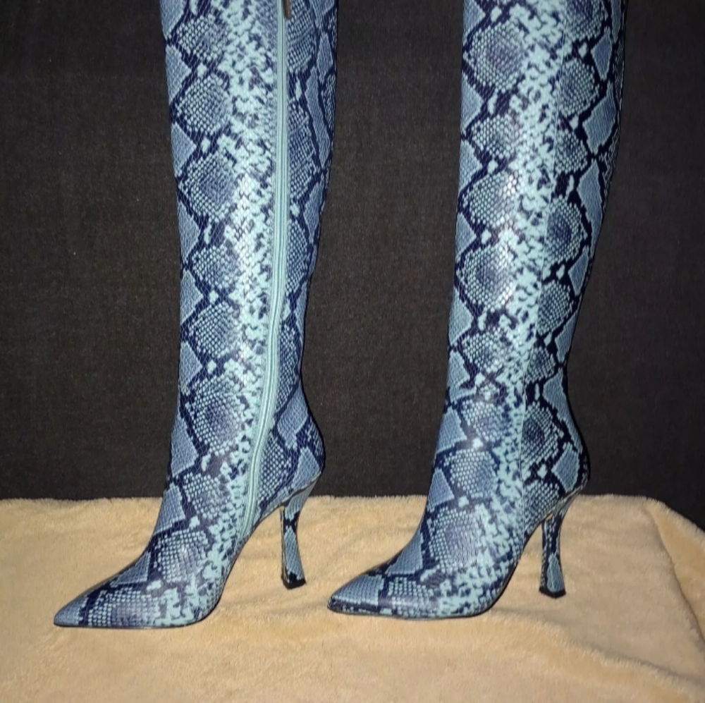 Gianni Bini Lennoxe Snake Print Leather Heel Tall Boots Teal Waters 5M - Picture 2 of 9